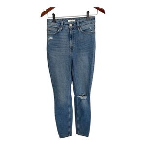 H&M Classic skinny distressed Blue Jeans size 6